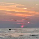 Mare E Sole Z Basenem I Przy Plazy Apartman *