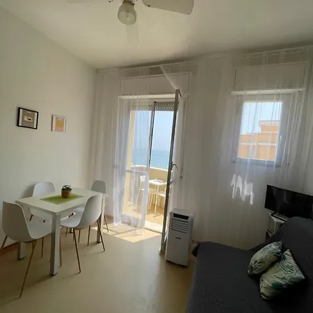 Mare E Sole Z Basenem I Przy Plazy * Marotta