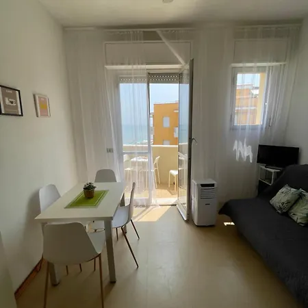 Mare E Sole Z Basenem I Przy Plazy Appartamento Marotta