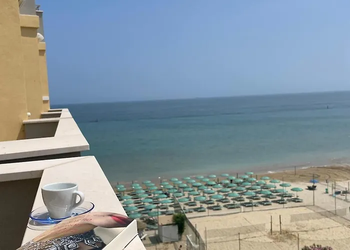 Mare E Sole Z Basenem I Przy Plazy Apartment *